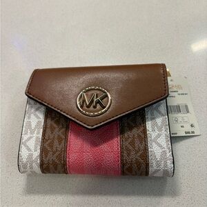 Michael Kors trifold NWT Wallet